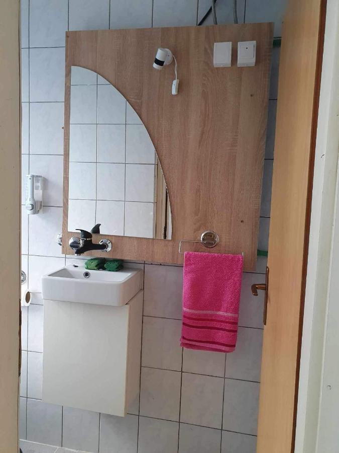 Smjestaj Apartment Добой Екстериор снимка